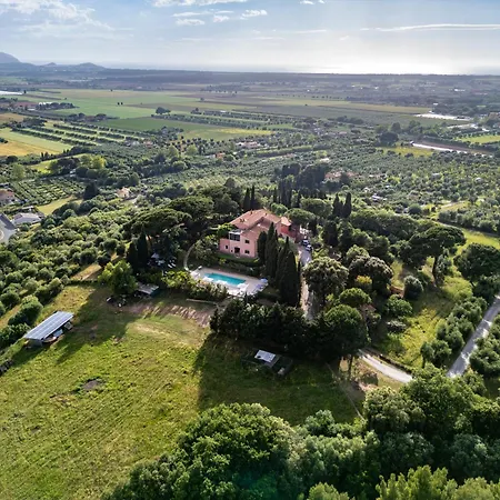 Il Poggetto Oda ve Kahvaltı Venturina Terme