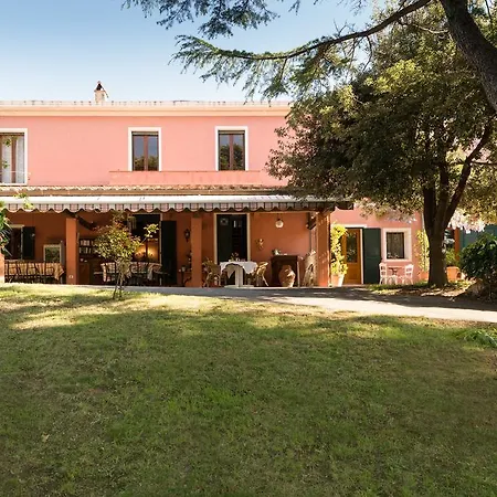 Il Poggetto Oda ve Kahvaltı Venturina Terme
